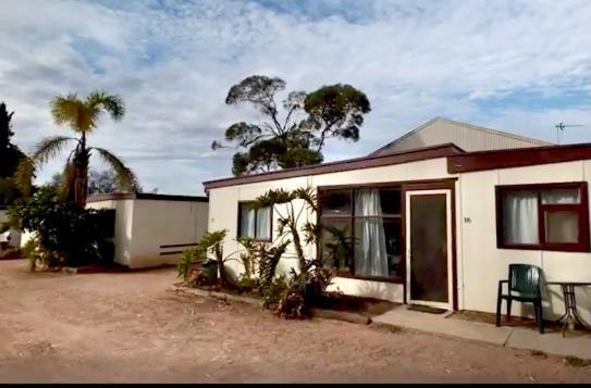 A1Cabins Hotel Ceduna Exterior photo