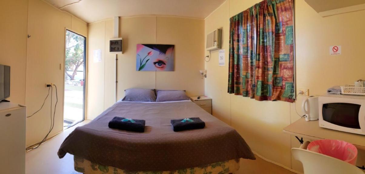 A1Cabins Hotel Ceduna Exterior photo